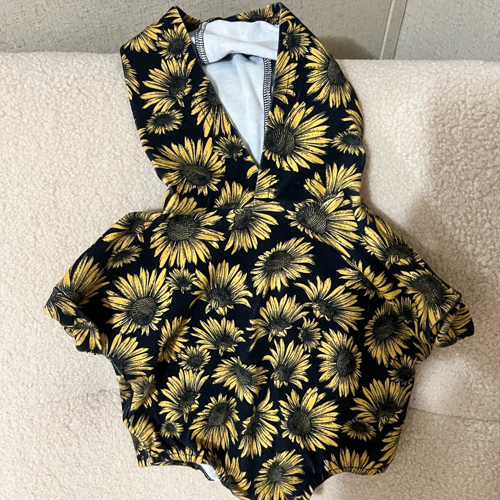 Little one shop sunflower hoodie romper 0-3